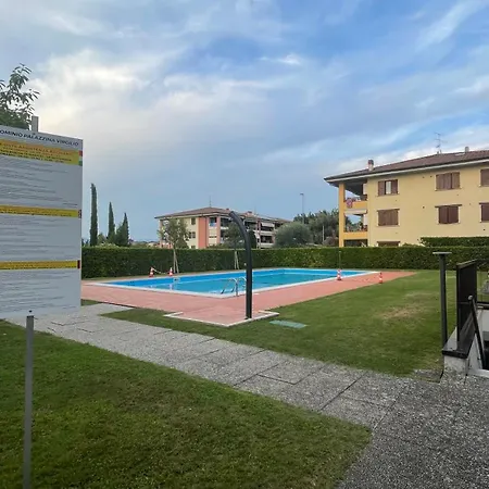 Renee Apartament