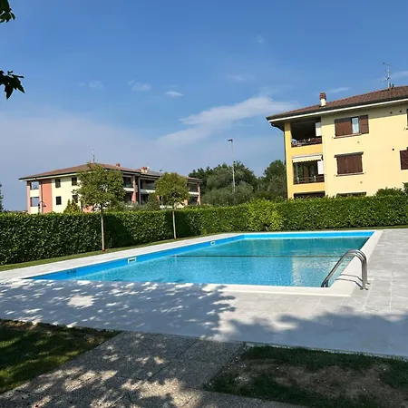 Renee Apartament *